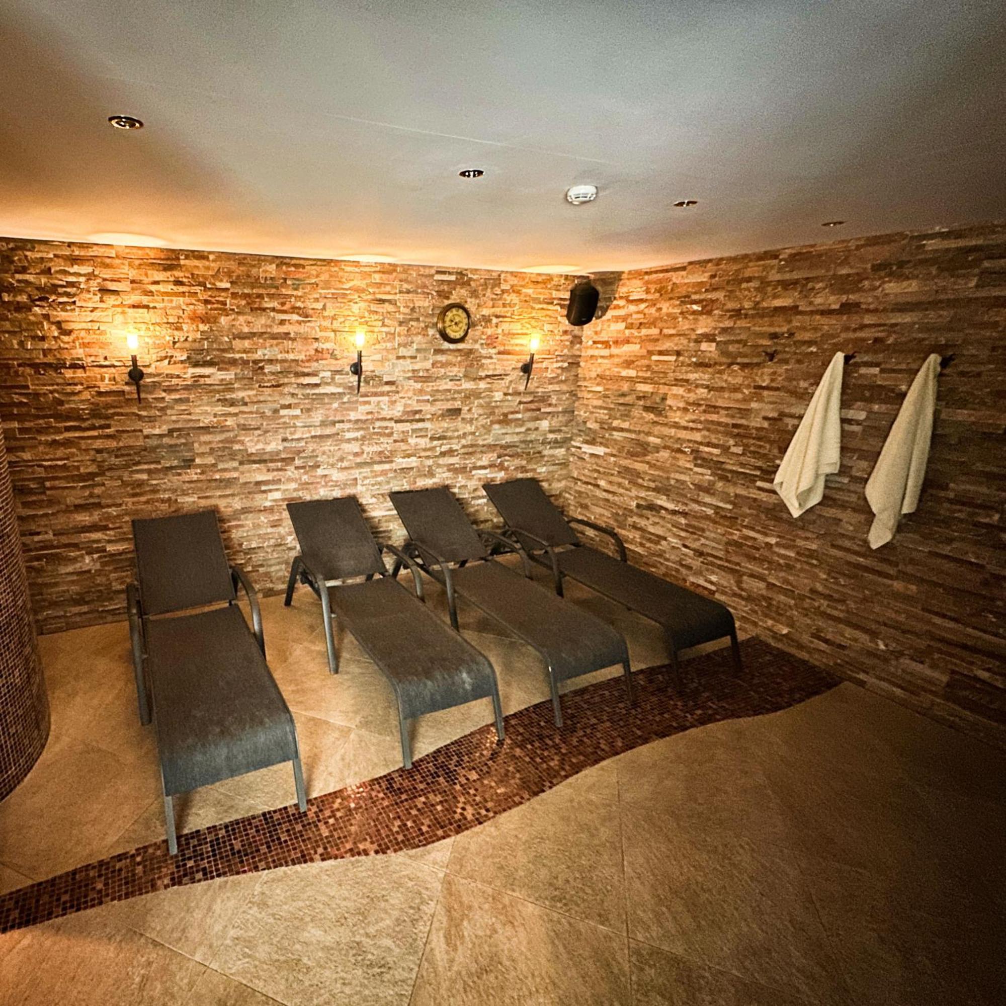 Hotel Country Saloon Bela Zewnętrze zdjęcie